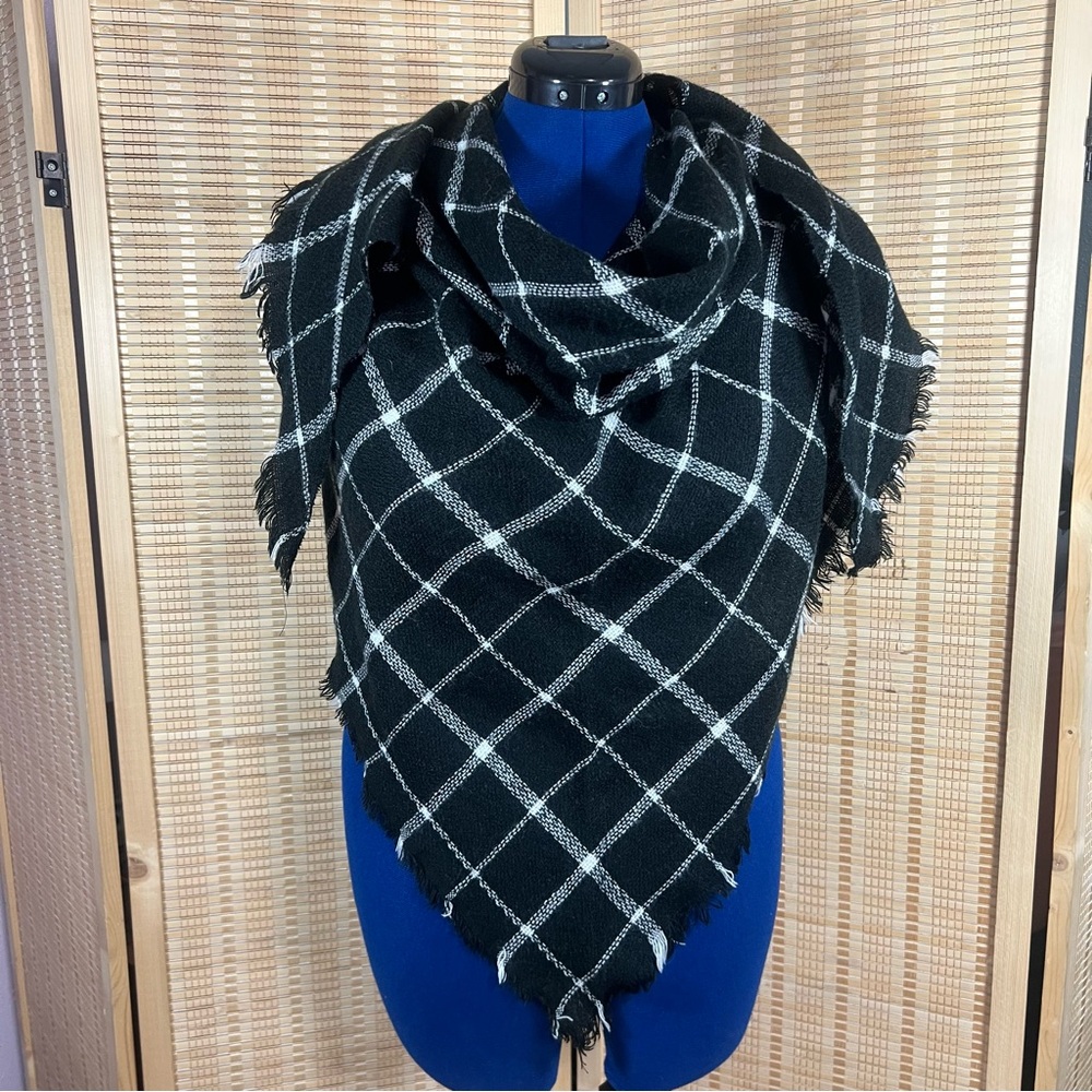Plaid Blanket Scarf 🧣